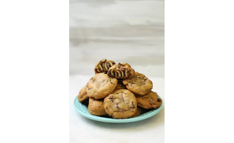 Cinnabon-cookie-bonbite.jpg