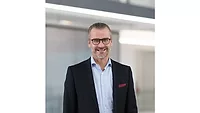 Dr. Peter Hackel