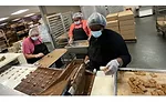 Stuckey's making pecan rolls
