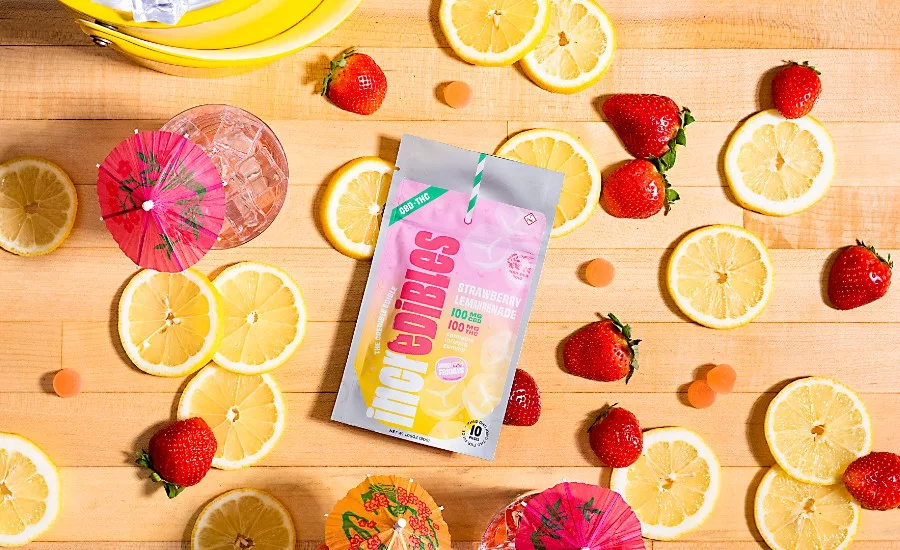incredibles strawberry lemahhhnade gummies