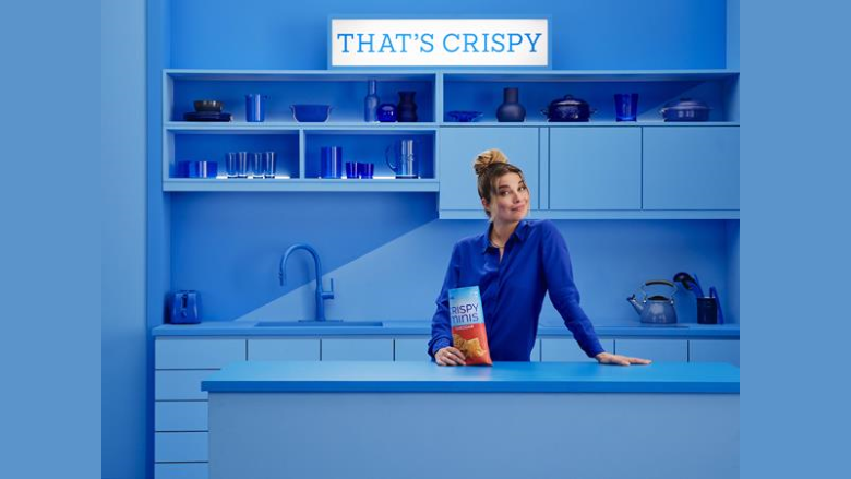 Crispy Minis brand announces brand partnership with Canadian actress Annie Murphy