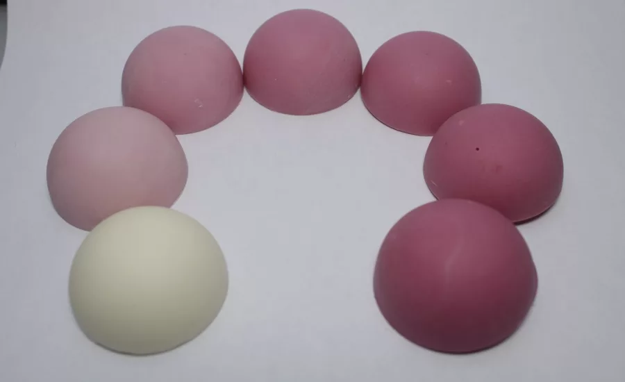 Tips on choosing the right formulations for candy colors