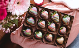 Shari's Berries introduces luxury gift options for chocolate-dipped strawberries