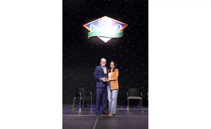 Blue Diamond Growers elects board chairman, announces industry recognitions