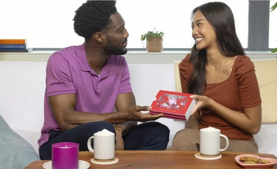 Mars celebrates Valentine's Day with personalized M&M's