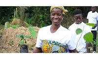 Nestlé collaborates with suppliers to help address climate change impact in cocoa Nestlé collaborates with suppliers to help address climate change impact in cocoa