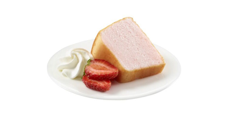 Sara Lee Frozen Bakery debuts Strawberry Angel Food Cake