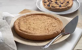 Otis Spunkmeyer Snickerdoodle Pizza Cookie