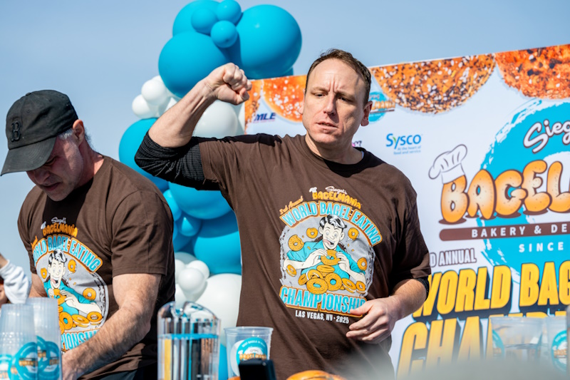 Joey Chestnut SIEGEL’S BAGELMANIA WORLD BAGEL EATING CHAMPIONSHIP 