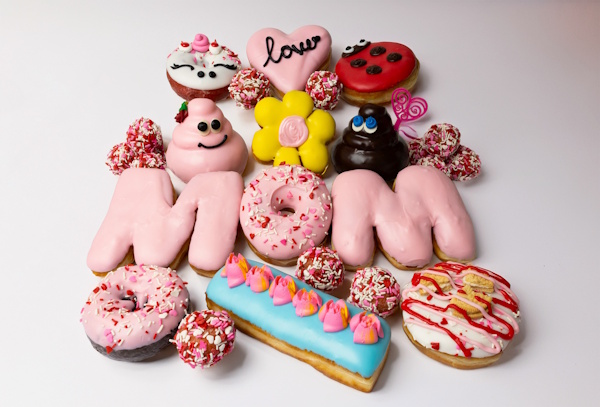 Pinkbox Doughnuts Mother's Day 2026