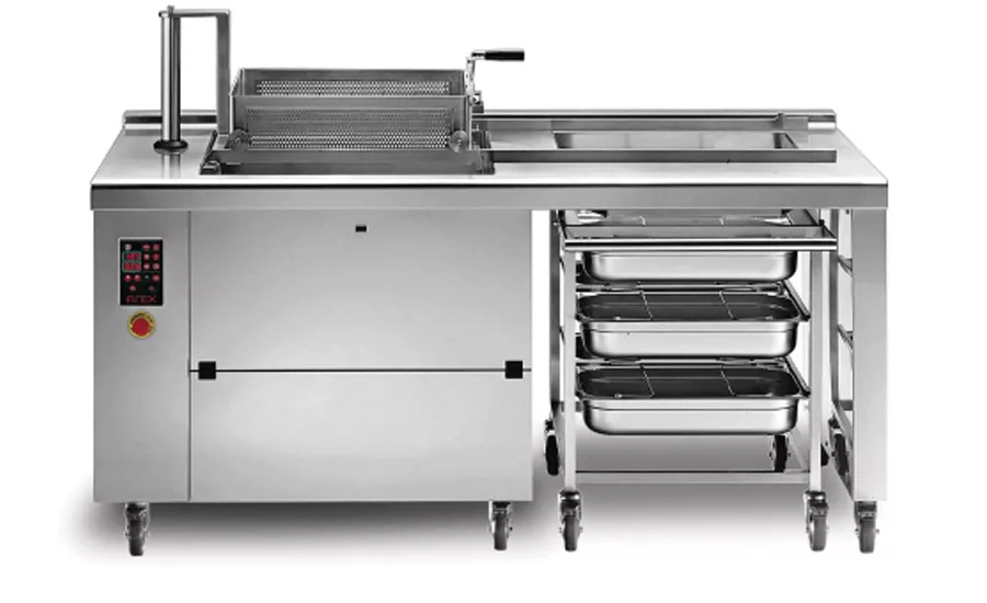 Versatile fryeres deliver hot products, cool savings