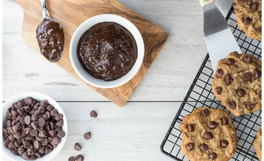 Fruit ingredients deliver flavor, color and nutritional benefits to snacks and baked goods