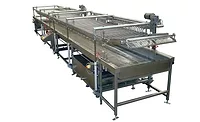 1 Improved flexibility and sanitation in updated griddles and fryers