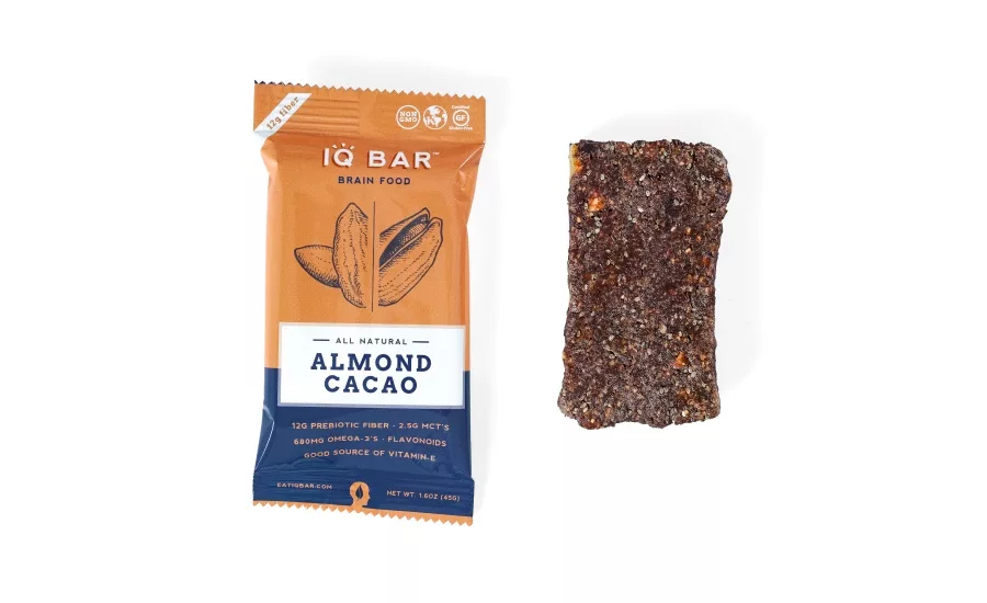 IQ Bar Almond Cacao