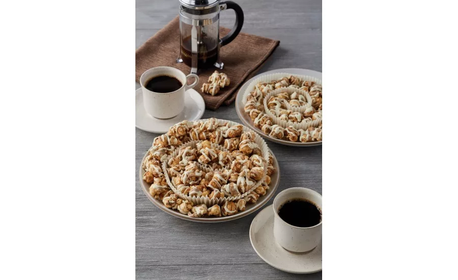 Harry & David Moose Munch popcorn inspired by Cinnabon