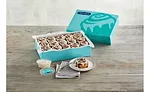 Harry & David partners with Cinnabon