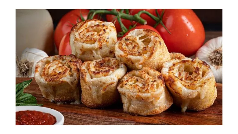 Pizza Guys Cheezee Garlic Rolls