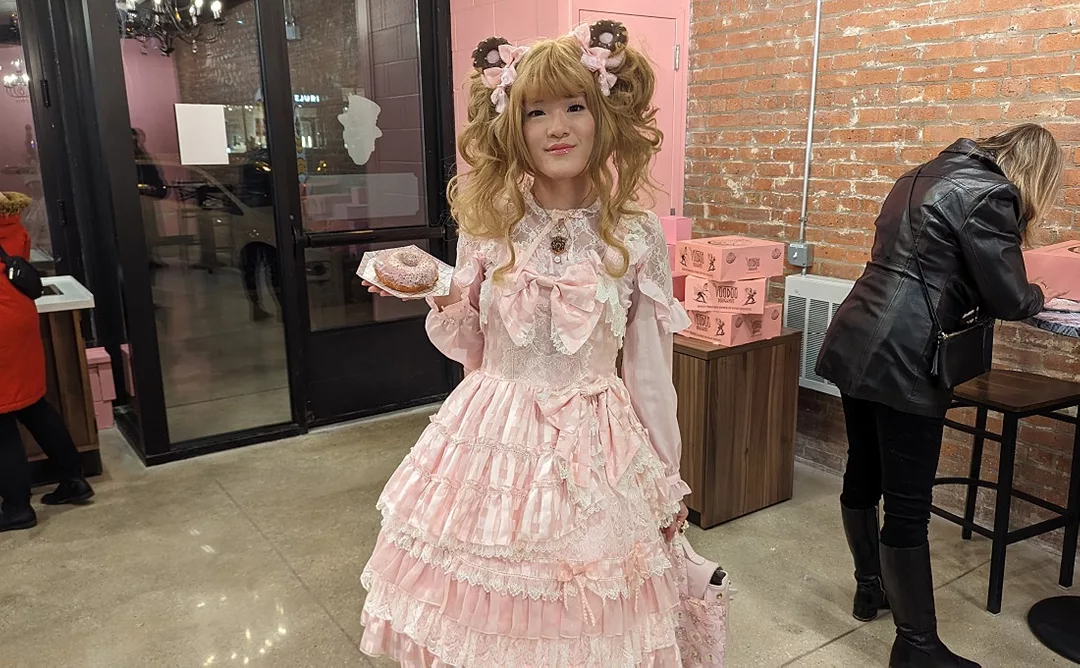 Dreamy Sweetie (Instagram: dreamy_sweetie), a model who celebrates Harajuku and Lolita styles.