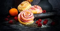 raspberry roll raspberry roll