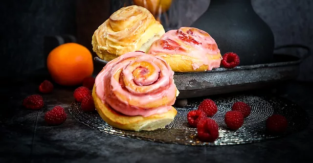 raspberry roll
