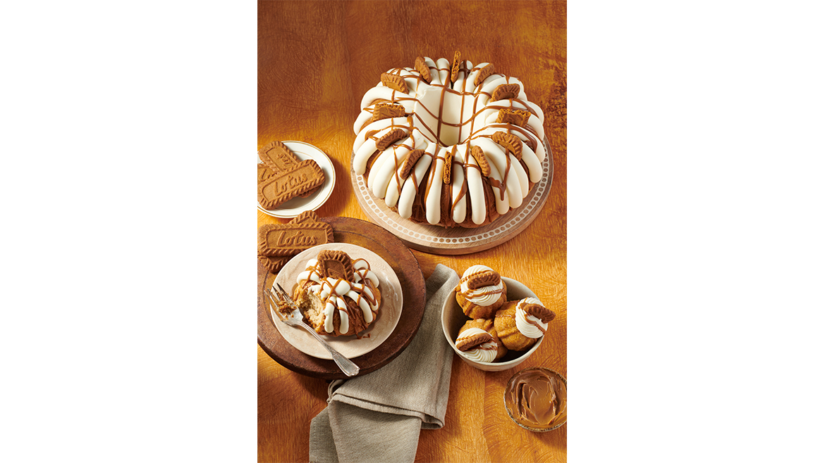 Large and small Nothing Bundt Cakes, Biscoff Cookie Butter flavor