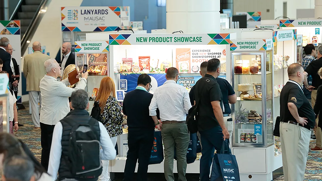 Attendees at IDDBA booth