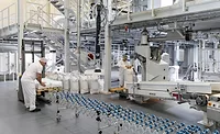 PRONATEC AG commissions cocoa processing plant with Bühler equipment