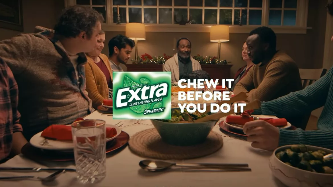 Extra holiday ad