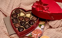Ethel M heart box_web.jpg Ethel M heart box_web.jpg