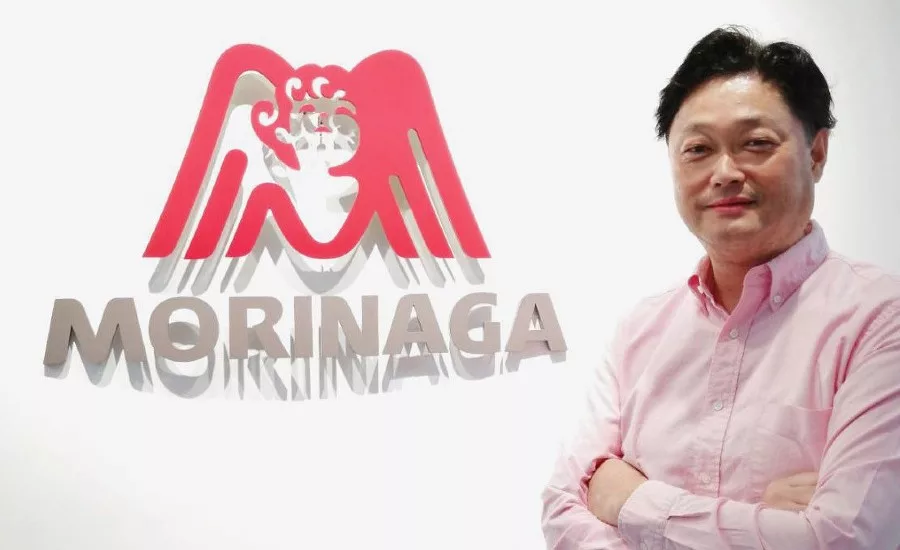 Terry Kawabe_Morinaga.jpg