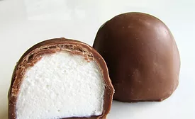 Dietsch Brothers Chocolate-covered marshmallow
