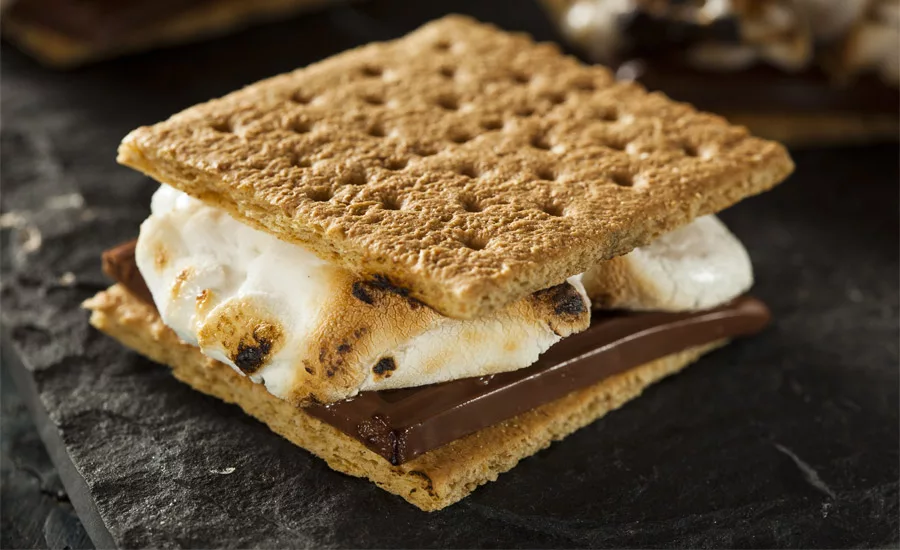 Smores_bhofack2_iStockGettyImagesPlus-498951239.jpg