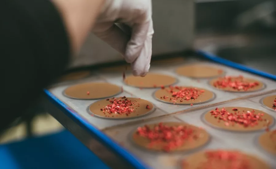 Luker Chocolate obtains majority stake in Lyra Group