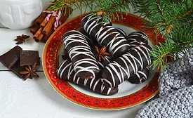 Holiday candy stock
