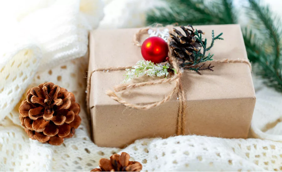 Holiday gift stock