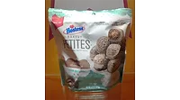 Hostess wins the 2018 Best in Show award for its Bakery Petites Double Chocolate Cake Delights.