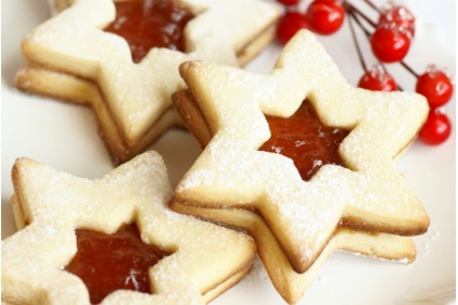 Star-shaped holiday cookies