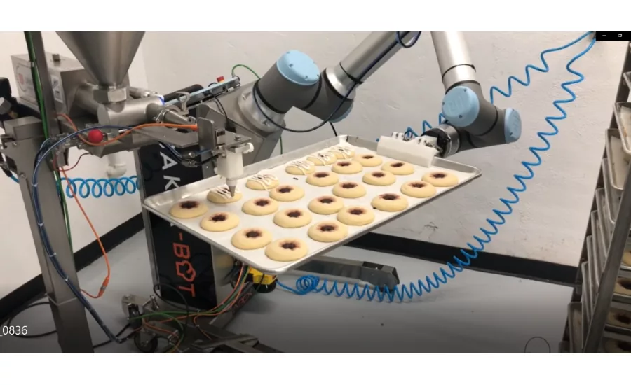 Baking industry leaders collaborate to create a better way to decorate cookies