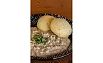 biscuits and grits