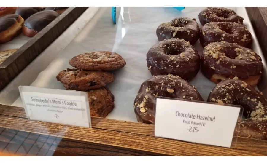 donut choices, Five Daughters Bakery, Nashville