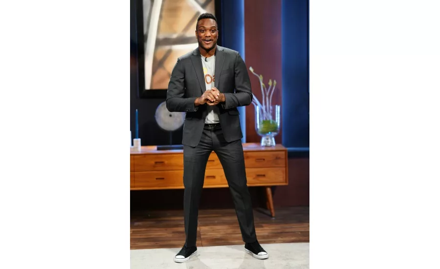 Young entrepreneur pitches healthy all-natural oatmeal bites breakfast food, GoOats