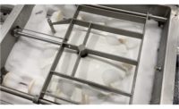 Snack and bakery market: Fast, thorough wet cleaning of conveyors ensures food safety
